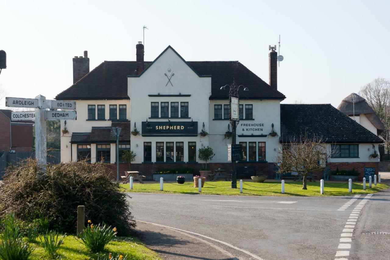 The Shepherd At Langham Boxted  المظهر الخارجي الصورة